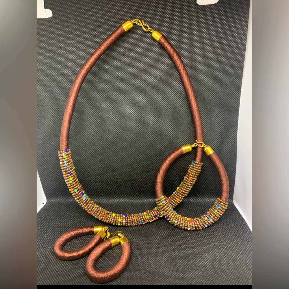 Beautiful Bronze Colored Beaded Necklace Bracelet Earrings